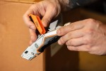NEO TOOLS 63-706 Nóż z ostrzem trapezowym, 1+5 ostrzy