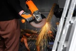NEO TOOLS 04-715 Szlifierka kątowa 3000 W, tarcza 230 mm 6600 obr/min, do drewna i metalu