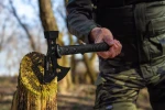 Toporek taktyczny stal 3Cr13 z młotkiem, kluczami oczkowymi i futerałem NEO 63-178