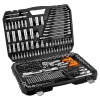 Zestaw kluczy nasadowych 1/2", 3/8" i 1/4", 300 elementów, CrV, satynowy, walizka, NEO TOOLS 10-218