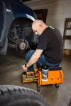 Stołek warsztatowy na kółkach z 3 szufladami, udźwig 110 kg, NEO TOOLS 11-605